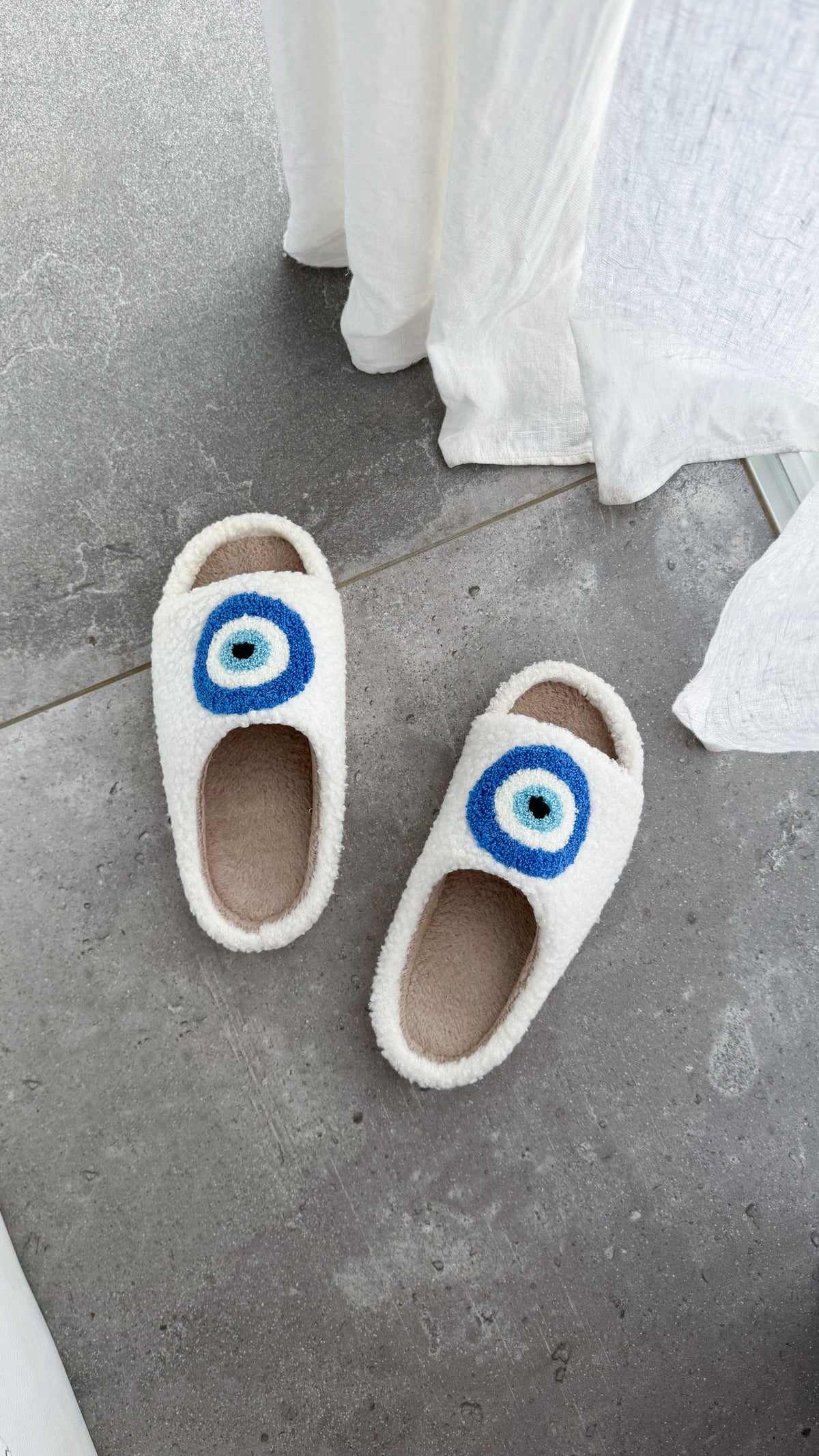 Nazar Slippers