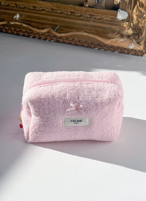 Le Pink Pouch
