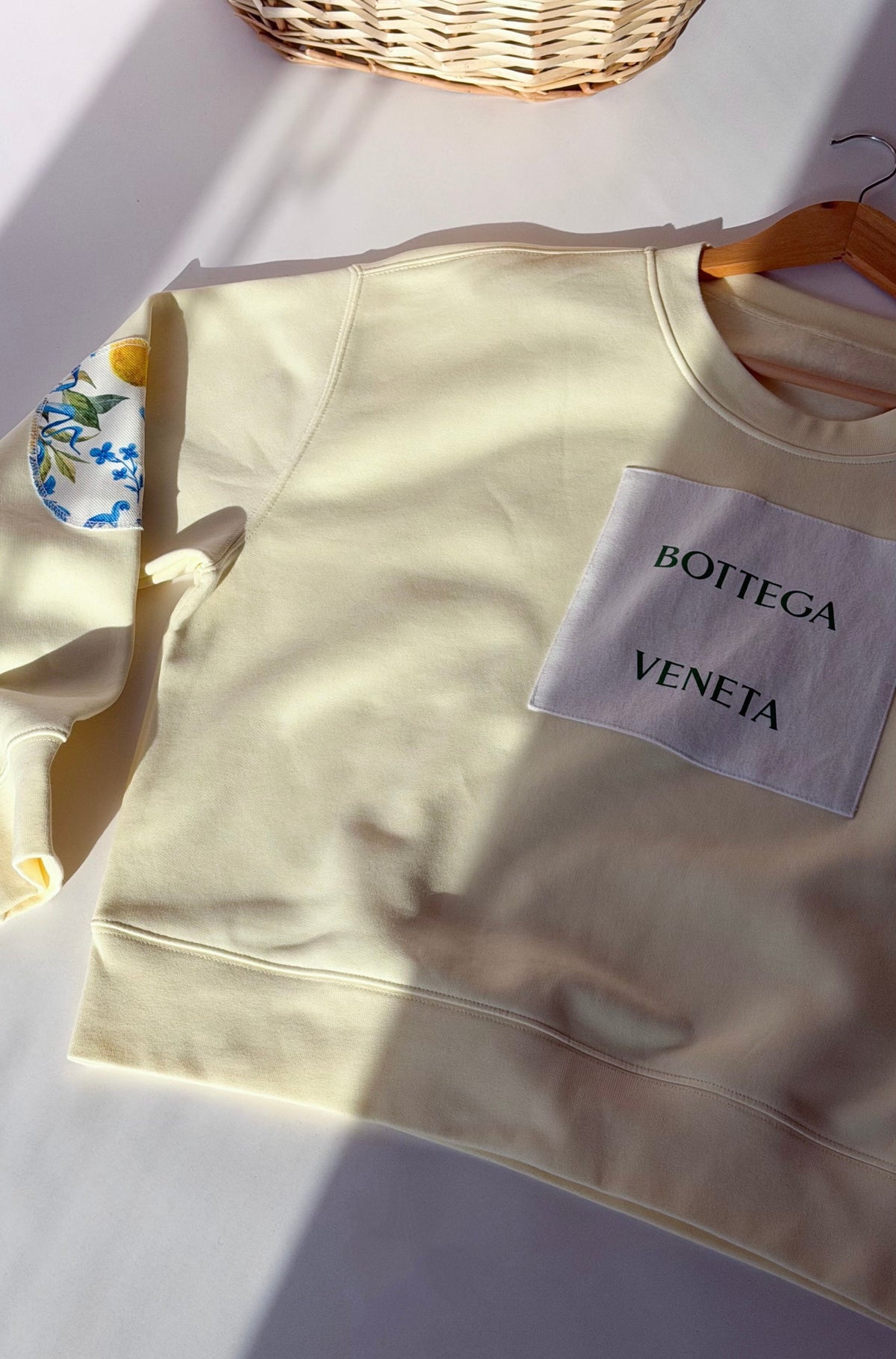Capri Sweatshirt