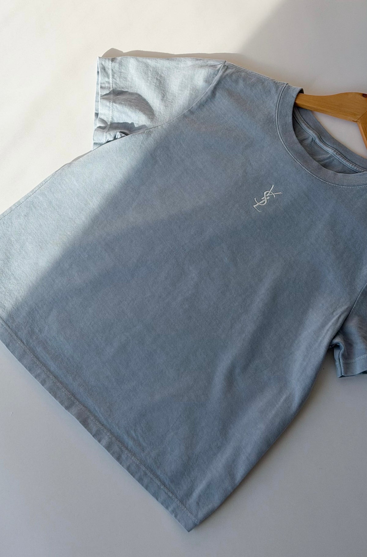 Le Beverly Tee