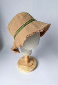 Le Bucket Hat