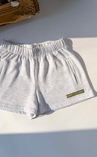 Sunday Short Shorts
