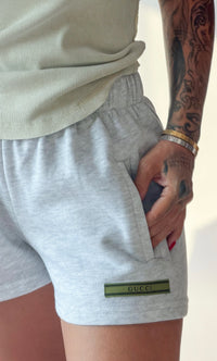 Sunday Short Shorts
